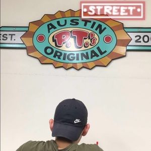 Meet your Posher, Nicolas